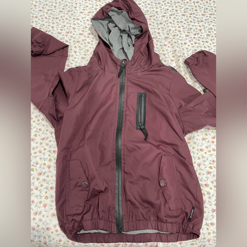 windbreaker